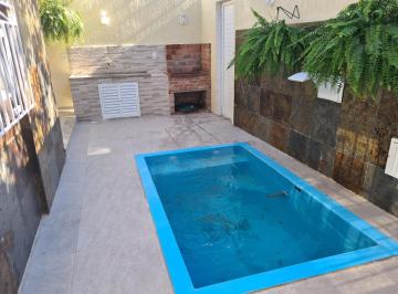 Casa de 4 quartos, Rio de Janeiro · CASA - FREGUESIA - 150m²