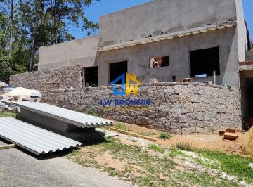 Casa · 380m² · 3 Quartos · 4 Vagas · Casa em Construção no Capital Ville III