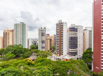 Apartamento de 6 quartos, Curitiba · Incrível Duplex (5 suítes) na Praça do Japão