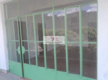 Apartamento de 2 quartos, Jundiaí · apartamento com quintal em frente ao terminal central e as principais avenidas 