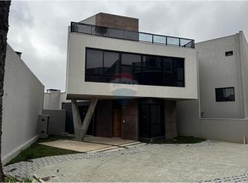 Casa · 135m² · 3 Quartos · 2 Vagas · Aceita Permuta, Casa em Condomínio nova e moderna, com 03 quartos, Bairro Uberaba em Curitiba