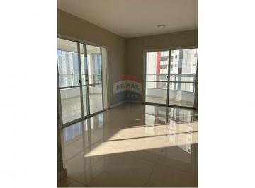Apartamento · 232m² · 3 Quartos · 4 Vagas · Apartamento Lessence Campolim
