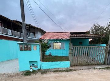 749414_i76j3481g3a_74941468f9122c19c4a.jpg · Três casas espaçosas com 6 quartos, 3 banheiros e vaga de garagem - Barra da Ibiraquera, Imbituba/SC