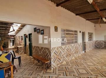 Casa de 6 quartos, Taguatinga · QNJ 09 - 98224-8049 - SHOPPING - FEIRA - INVESTIDOR