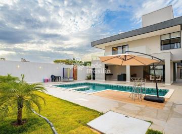 Casa · 370m² · 5 Quartos · 4 Vagas · Condomínio Vivendas Friburgo - Casa com 4 quartos - 2 suítes - 4 vagas - Sobradinho