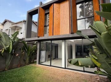 Casa · 262m² · 3 Quartos · 4 Vagas · 
                                Casa Sobrado Mobiliado 262m² à Venda no Jardim Paulista
           