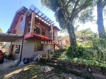 Casa · 175m² · 3 Quartos · 3 Vagas · Casa em  Avenida Villagio - Mato Queimado - Gramado/RS