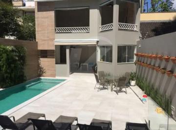 Casa · 500m² · 4 Quartos · 8 Vagas · Belíssima casa em localização privilegiada 4 dormitórios 8 vagas.