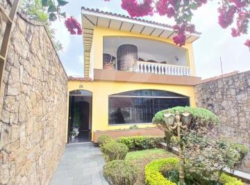 Casa · 325m² · 4 Quartos · 8 Vagas · Sobrado amplo para família, 4 quartos suítes, 8 vagas com 325 m²   - Vila Gustavo