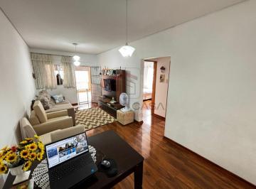 Casa · 115m² · 2 Quartos · 2 Vagas · Casa de vila em uma rua tranquila na vila Regente Feijó