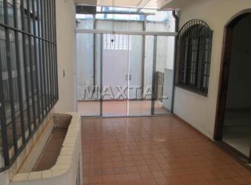 Casa · 198m² · 3 Quartos · 2 Vagas · Casa Térrea com Salão de Festas, 3 dormitórios sendo 2 suítes, no Residencial Santa Teresinha.