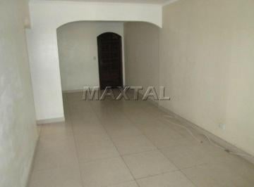 Casa · 198m² · 3 Quartos · 2 Vagas · Casa Térrea com Salão de Festas, 3 dormitórios sendo 2 suítes, no Residencial Santa Teresinha.