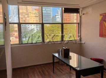 Comercial · 64m² · 1 Vaga · Imóvel comercial á venda, com 64 m², 03 salas, 02 banheiros e 01 vaga, no Pacaembu.