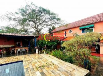 Casa · 388m² · 3 Quartos · 6 Vagas · SOBRADO COM PISCINA - JARDIM SANTO AFONSO