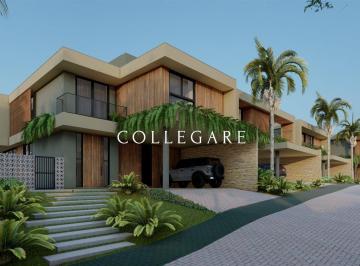 Casa · 268m² · 4 Quartos · 2 Vagas · Casa de alto padrão em Condomínio no bairro Glória!