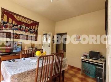 Casa · 221m² · 2 Quartos · 4 Vagas · casa linear em centro de terreno, 4 vagas , arvores frutiferas 1.125m2tíferas, c