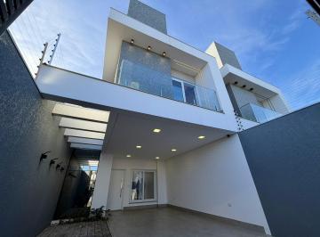 Casa · 150m² · 3 Quartos · 3 Vagas · SOBRADO COM 3 SUÍTES E PISCINA NO JARDIM PARIS EM MARINGÁ