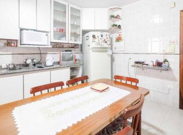 Casa de 3 quartos, São Paulo · Casa térrea no Jd. Adalgisa com 250m² de terreno com 3 vagas e suíte.