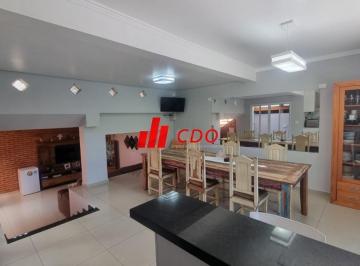 Foto 01 · Imperdível casa à venda em São Paulo-SP, 30% com permuta rua sem saída Jardim Germânia: 4 quartos, 3