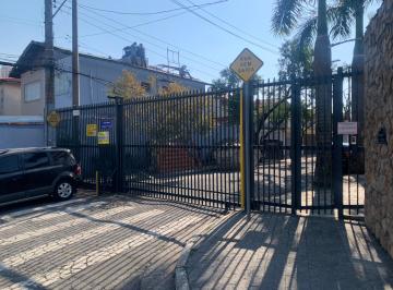 Casa de 3 quartos, São Paulo · Ótima sobrado em condomínio rua fechada( Cond 60 reais )perto metrô vila Sônia 3 dorms 2 vagas
