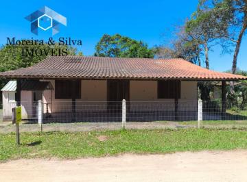 Casa · 644m² · 3 Quartos · Casa Ampla em condomínio fechado, Escriturado!