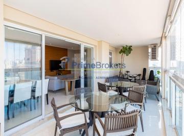 Apartamento · 138m² · 3 Quartos · 2 Vagas · Brooklin 3 suites ,varanda gourmet ,lazer completo.