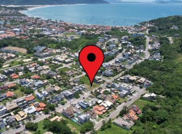 Terreno · Terreno meio de quadra com 360 m2 (14 x 25) no centro de Garopaba!