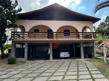 Casa · 364m² · 4 Quartos · 7 Vagas · Linda Casa à Venda no Condomínio Chácara Rincão – Cotia/SP 📐