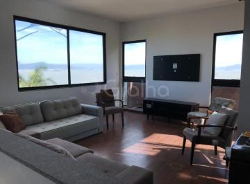 40 · Casa de 300m² com 2 quartos sendo 1 suíte no Centro