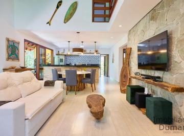 Imagem do Imóvel · Linda casa paradisíaca na praia do Prumirim com 4 suítes