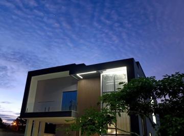 Casa de 5 quartos, Belém · Residencial Alphaville c/ 550m², 5 suítes, armários e 3 vgs em Outeiro/Belém-Pa