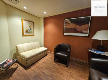 Comercial · 47m² · 2 Quartos · 1 Vaga · Sala comercial a 1 quadra do Parcão