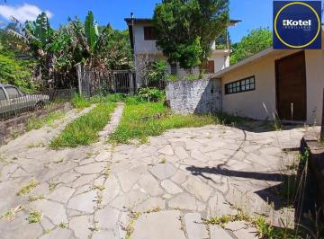 Casa · 300m² · 5 Quartos · 4 Vagas · Casa para Venda - 300m², 5 dormitórios, 4 vagas - Vila Nova