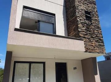 Casa · 100m² · 3 Quartos · 2 Vagas · Sobrado no bairro Aberta dos Morros 3 dormitórios e 1 suíte