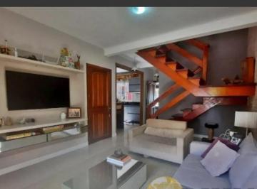 Casa · 197m² · 3 Quartos · 2 Vagas · Casa à venda - em Guarujá