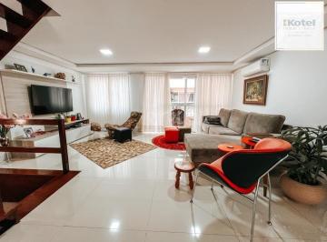 Casa · 231m² · 3 Quartos · 2 Vagas · Casa à venda - em Pedra Redonda