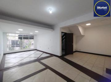 Casa · 244m² · 3 Quartos · 3 Vagas · Casa à venda - em Menino Deus
