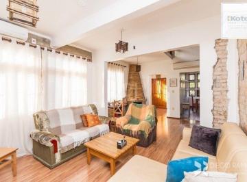 Casa · 135m² · 3 Quartos · 2 Vagas · BELO SOBRADO REFORMADO 3 DORMITÓRIOS - BAIRRO NONOAI