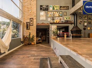 Casa · 312m² · 3 Quartos · 3 Vagas · Casa com magnifica vista panorâmica nos altos da Amapá
