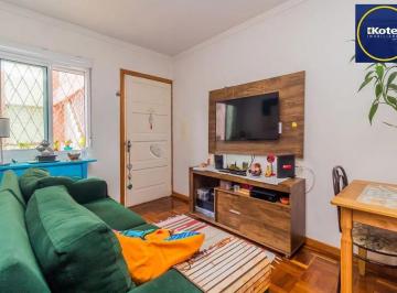 Apartamento · 44m² · 2 Quartos · 1 Vaga · Apartamento com 2 quartos e 1 vaga no Bairro Passo da Areia / Higienópolis.
