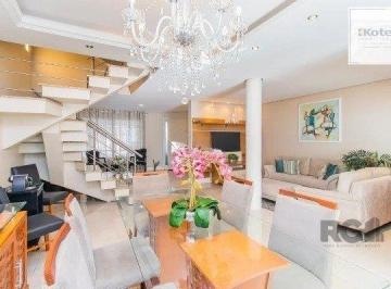 Casa · 280m² · 3 Quartos · 2 Vagas · Casa impecável com 3 quartos (1 suíte) e 2 vagas cobertas,