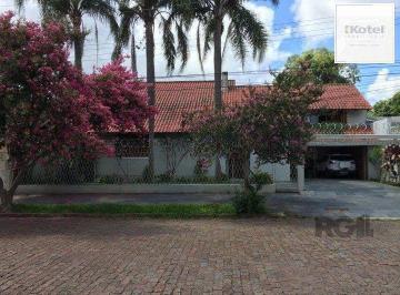 Casa · 286m² · 4 Quartos · 4 Vagas · Casa à venda - em Teresópolis