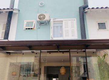 Casa · 139m² · 2 Quartos · 2 Vagas · Casa linda a venda no Guarujá/ espírito Santo