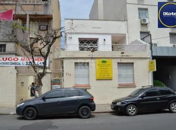 Casa · 300m² · 10 Quartos · Sobrado para Locação/Aluguel - 300m², 20 dormitórios, Floresta