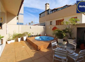 Casa · 285m² · 4 Quartos · 4 Vagas · Casa com 4 dormitórios, pátio e piscina no Bairro Jardim Itu