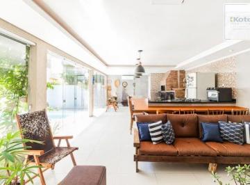 Casa · 344m² · 4 Quartos · 3 Vagas · Casa à venda - na Chácara das Pedras