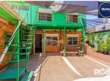 Casa · 250m² · 3 Quartos · 3 Vagas · CASA 3 DORMITORIOS NA ASSIS BRASIL