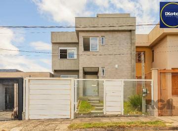 Casa · 185m² · 3 Quartos · 2 Vagas · Sobrado, 185 metros quadrados privativo, com 3 quartos, 1 suíte, Living e cozinh