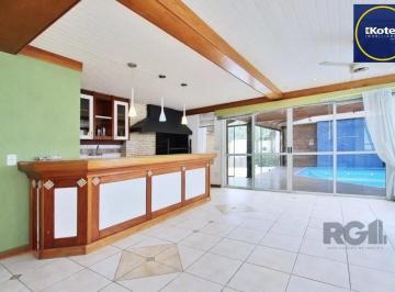 Casa · 324m² · 4 Quartos · 2 Vagas · Excelente casa de 324m² com 4 dormitórios e 2 vagas.