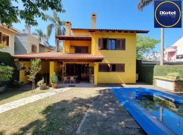 Casa · 300m² · 4 Quartos · 5 Vagas · Casa com 4 Dormitórios / Piscina / Terraço / Bairro Ipanema